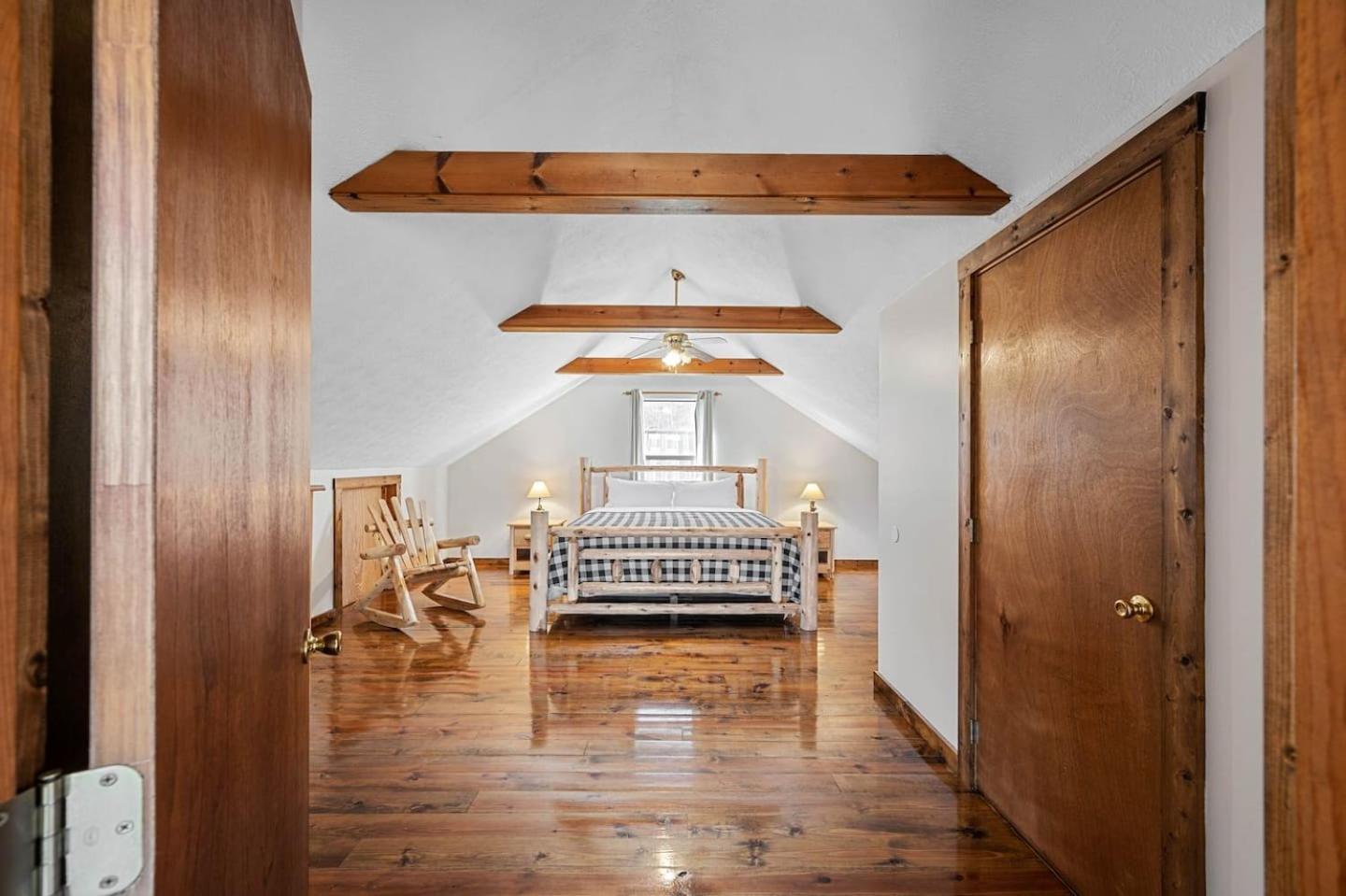 Dog Friendly! Views! Hot Tub! Close To Pf! Gsmnp Sevierville Eksteriør bilde