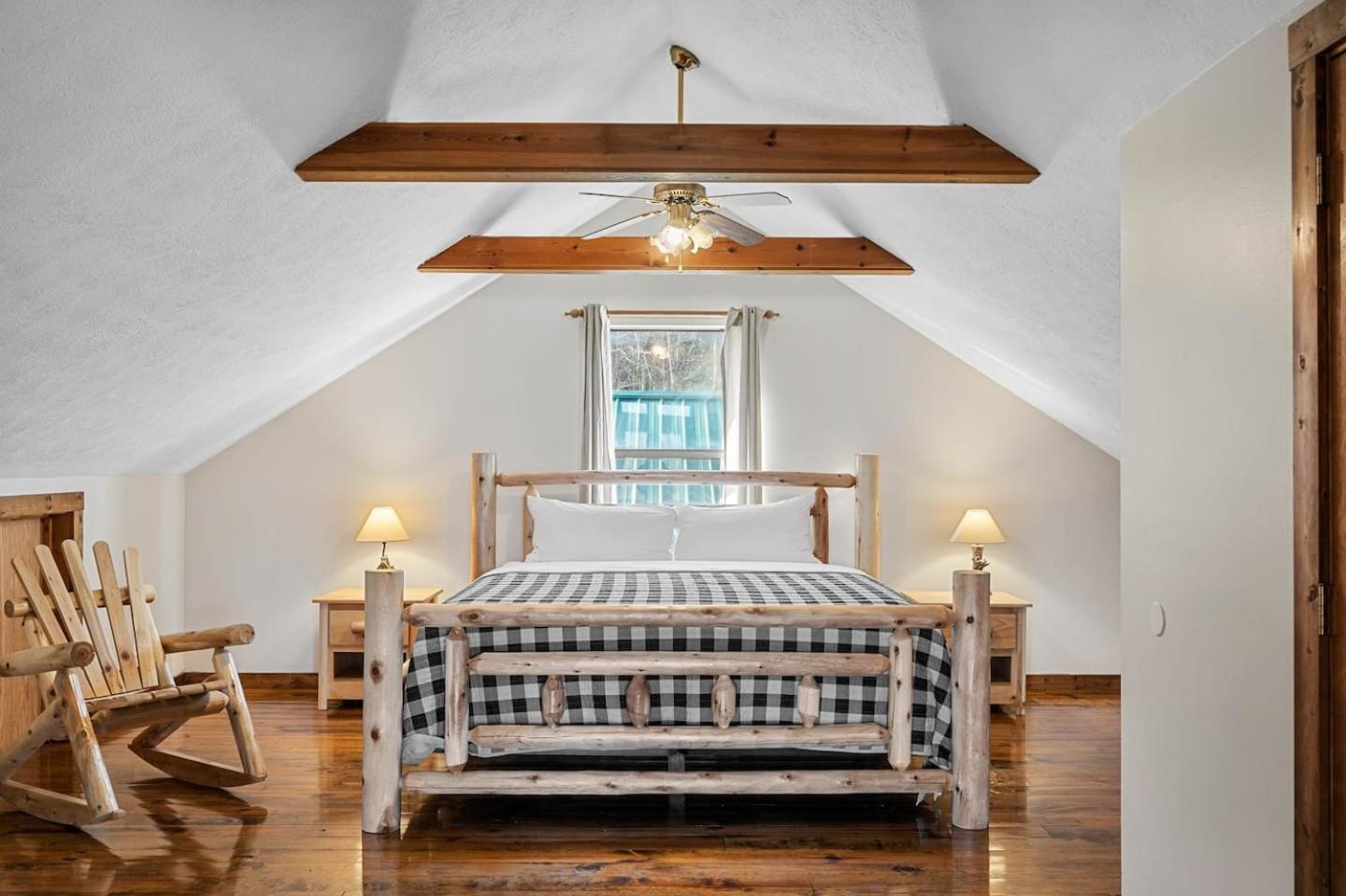 Dog Friendly! Views! Hot Tub! Close To Pf! Gsmnp Sevierville Eksteriør bilde