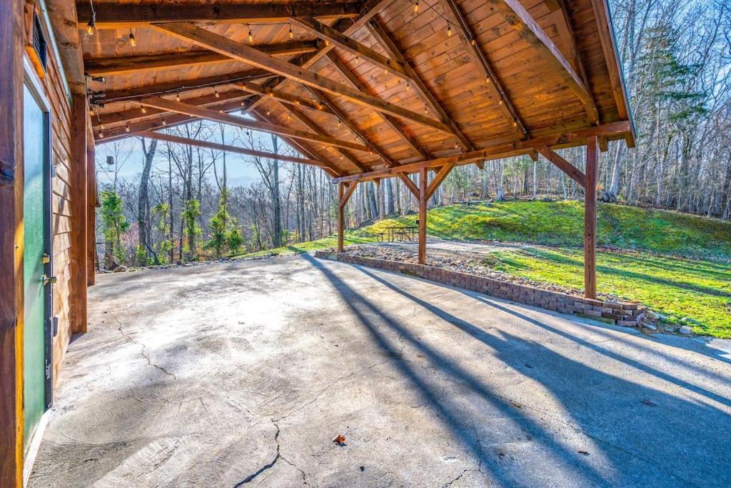 Dog Friendly! Views! Hot Tub! Close To Pf! Gsmnp Sevierville Eksteriør bilde